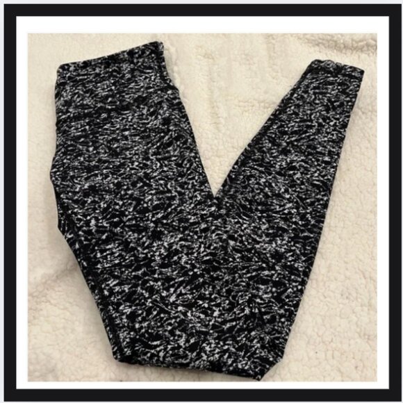 Lululemon Wunder Under Pant III Iced Wave White Black Leggings Low Rise - Picture 3 of 3